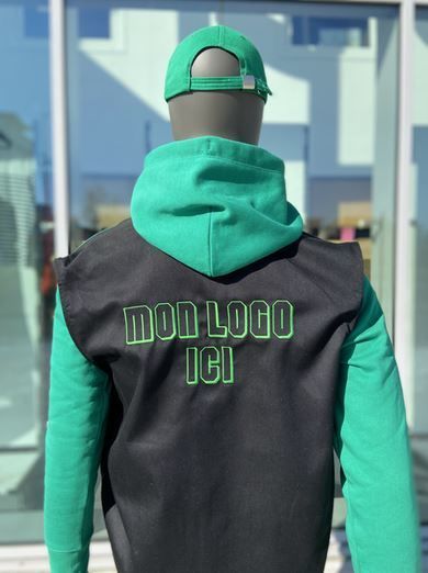 logo brode dans le dos