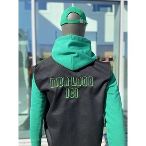 logo brode dans le dos